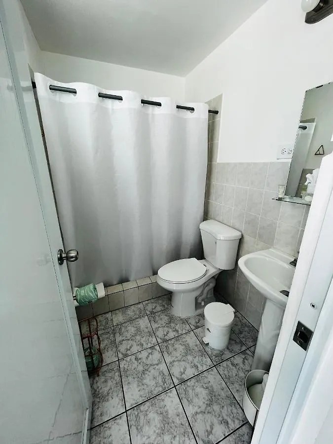 Douglas Highway Inn Hotel Cabo Rojo