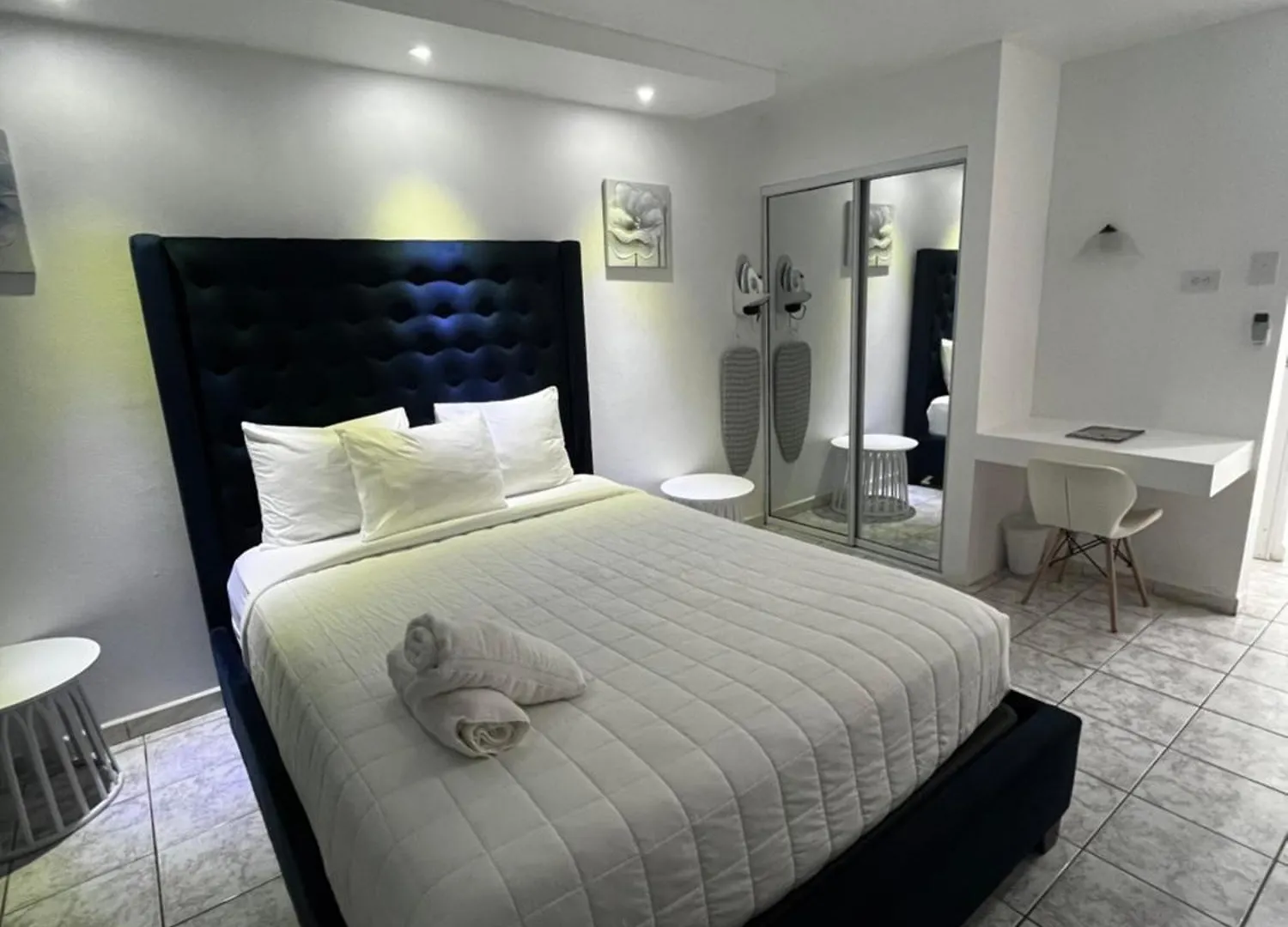 Douglas Highway Inn Hotel Cabo Rojo
